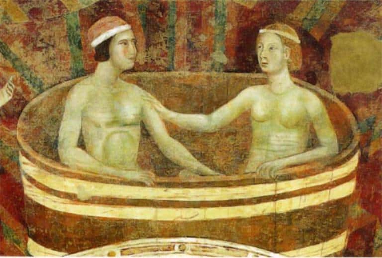 10 Terrifying Facts About Womens Hygiene In The Middle Ages