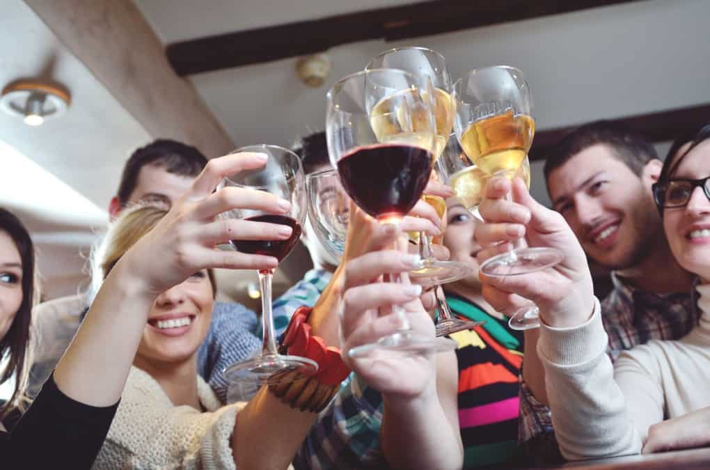 10 warning signs that tell you its time to stop drinking alcohol