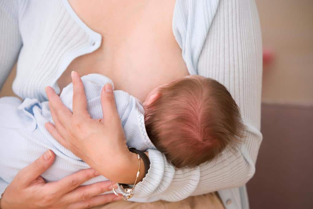 10 ways to help your baby with colic