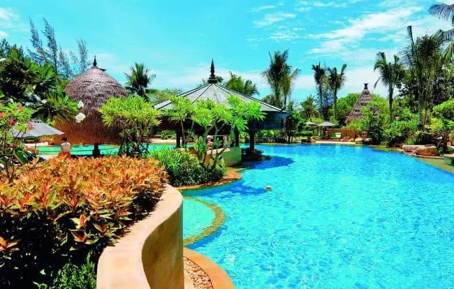 Best 5 star Phuket hotels with private beach