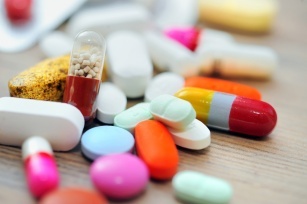 Pilulky na posílení těla – jaké jsou jejich typické složky?