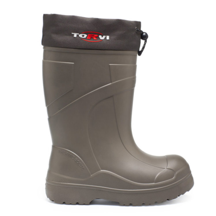 Boots for winter fishing: how to choose and the warmest models