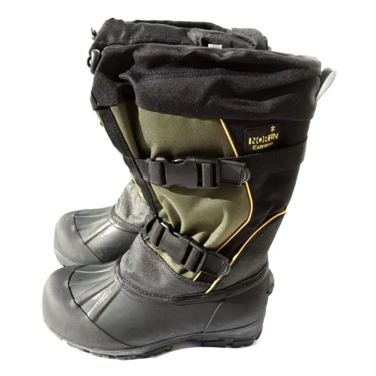 Boots for winter fishing: how to choose and the warmest models