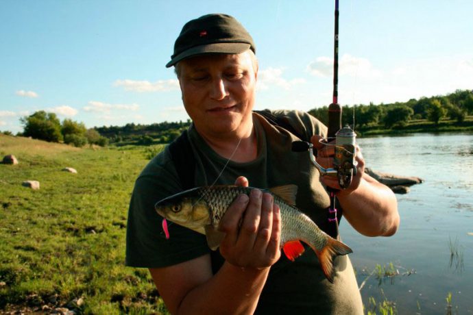 Catching a chub on spinning: the choice of spinning, bait and fishing technique