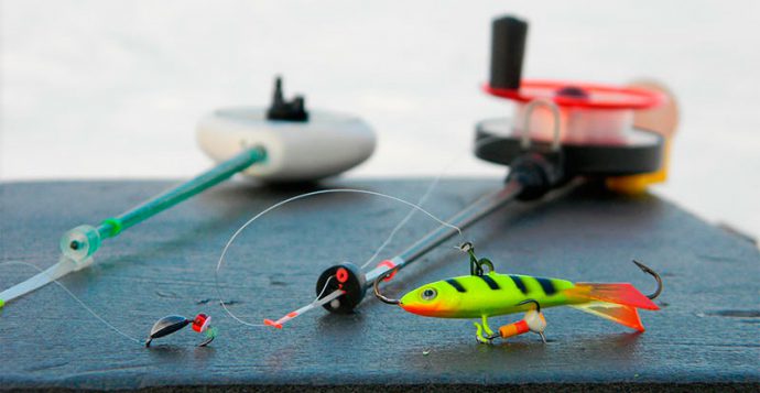 Catching perch on a balancer in winter, the best models of balancers