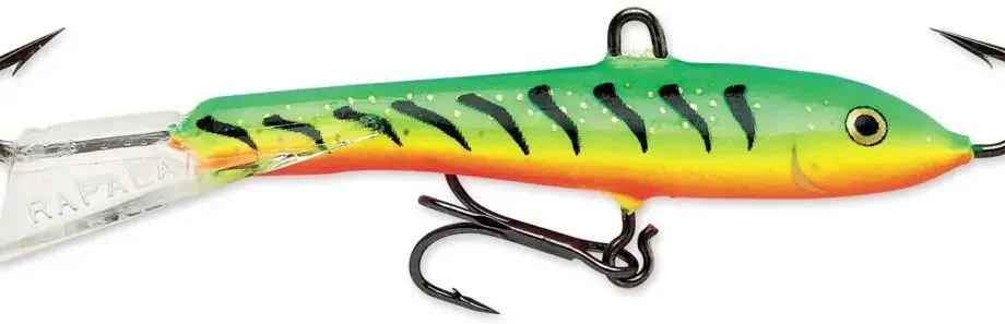 Catching pike on a balancer in winter. Top 10 best winter balancers for pike