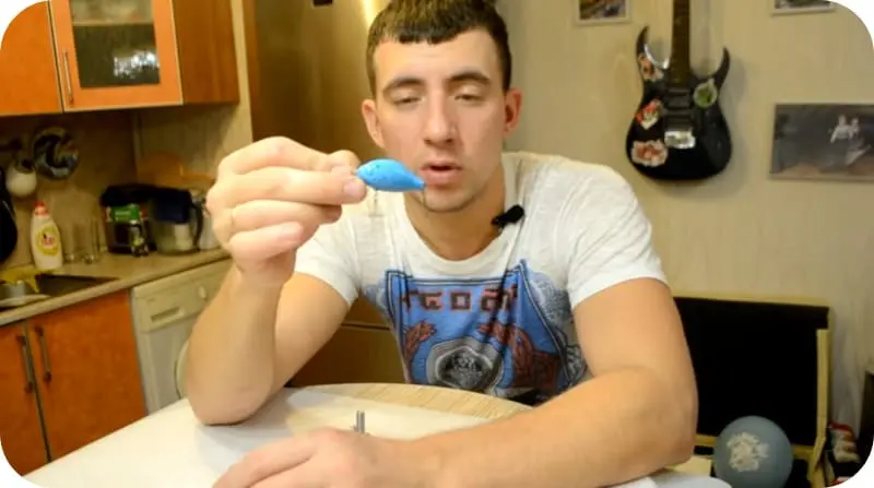 Detailed instructions for making a wobbler at home