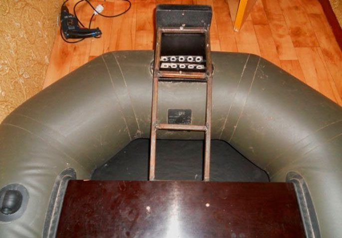 Do-it-yourself PVC boat transom, photo and video examples