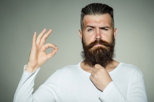 Facial Stimulation &#8211; Use of castor oil to thicken your beard