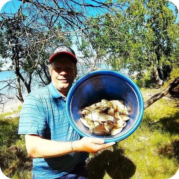 Fishing for crucian carp on the Donka