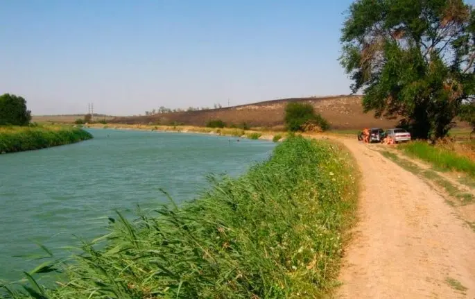 Fishing in the Stavropol Territory: an overview of paid and free reservoirs