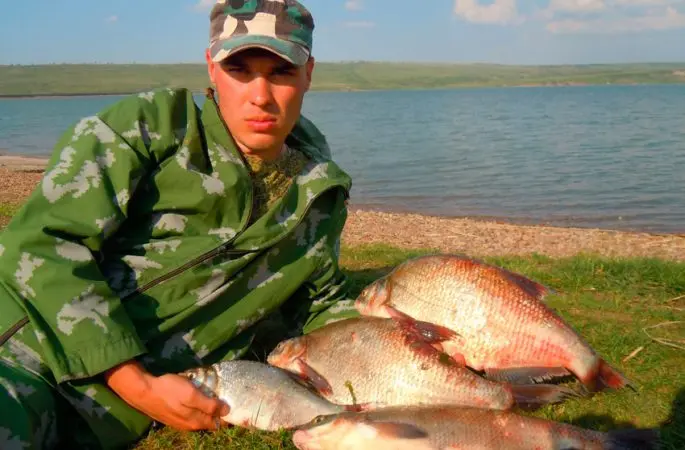 Fishing in the Stavropol Territory: an overview of paid and free reservoirs