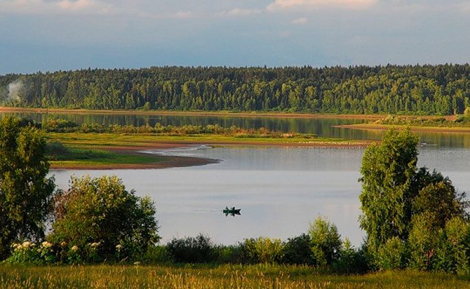 Fishing on the Ozerninsky reservoir: what kind of fish is found, how to get there