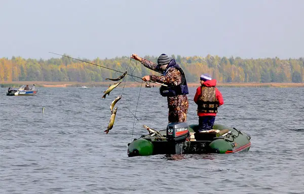 Free fishing in the suburbs, maps of water bodies, fishing spots