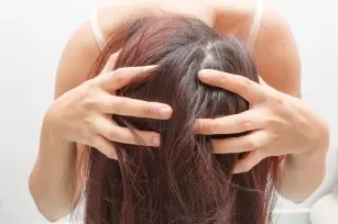 Get rid of it once and for all! Effective methods of fighting dandruff