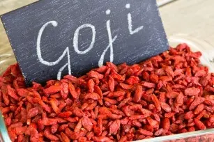 Goji berries &#8211; learn about their effects and nutritional properties!