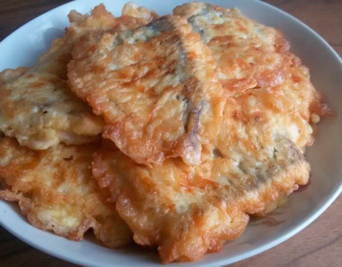 How to fry river fish in a pan: delicious recipes, how much time