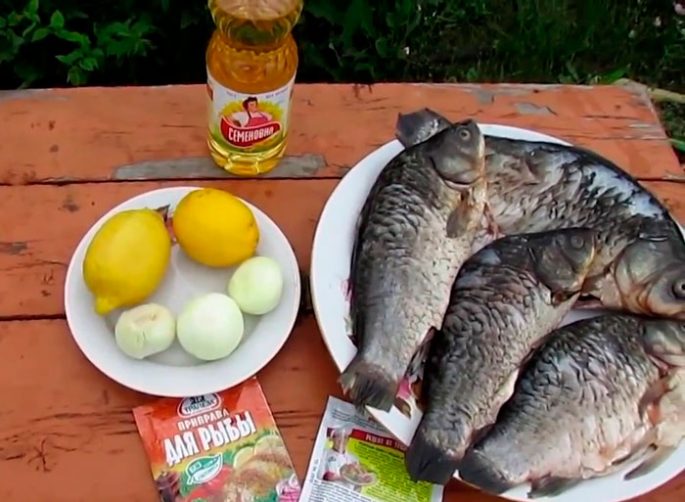 How to marinate fish for frying on the grill: delicious recipes