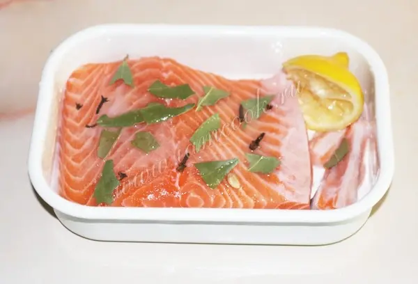 How to salt trout at home with salt and sugar, the best recipes