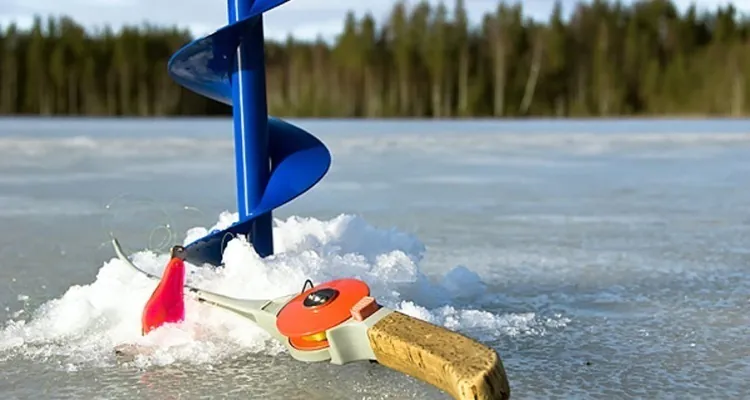 Ice drill for winter fishing: appointment and selection of the best model