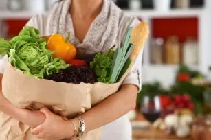 Low-calorie plant-based diet powder. What is 42 Vital?