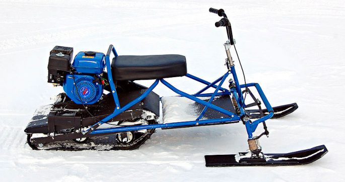 Mini snowmobile Husky: specifications, advantages and disadvantages