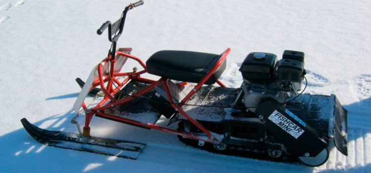 Mobil salju mini untuk memancing di es, model dan merek kutub