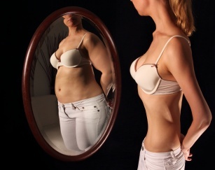 Oponaka &#8211; the enemy of hipsters and tight blouses. Lose weight from the belly by spring!