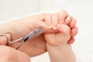 Practice makes perfect. How to take care of a small child&#8217;s nails?