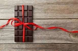 Queen of sweets under a magnifying glass. The pros and cons of eating chocolate