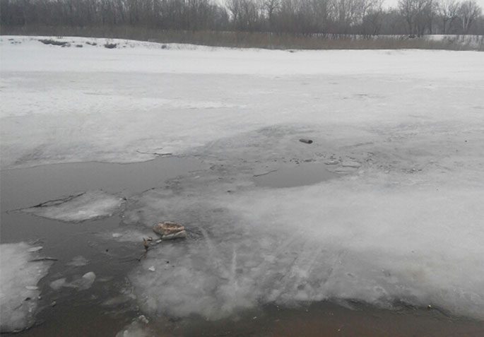 Safe ice thickness for fishing, safety rules