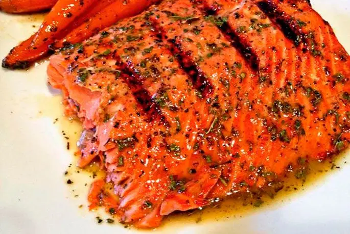 Sockeye salmon fish: where it lives and what is useful, culinary recipes