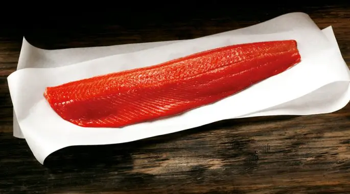 Sockeye salmon fish: where it lives and what is useful, culinary recipes