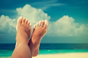 Summer &#8211; the season of bare feet! What to do not to be ashamed of them?