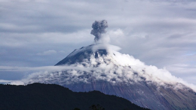 The largest volcanoes in the world