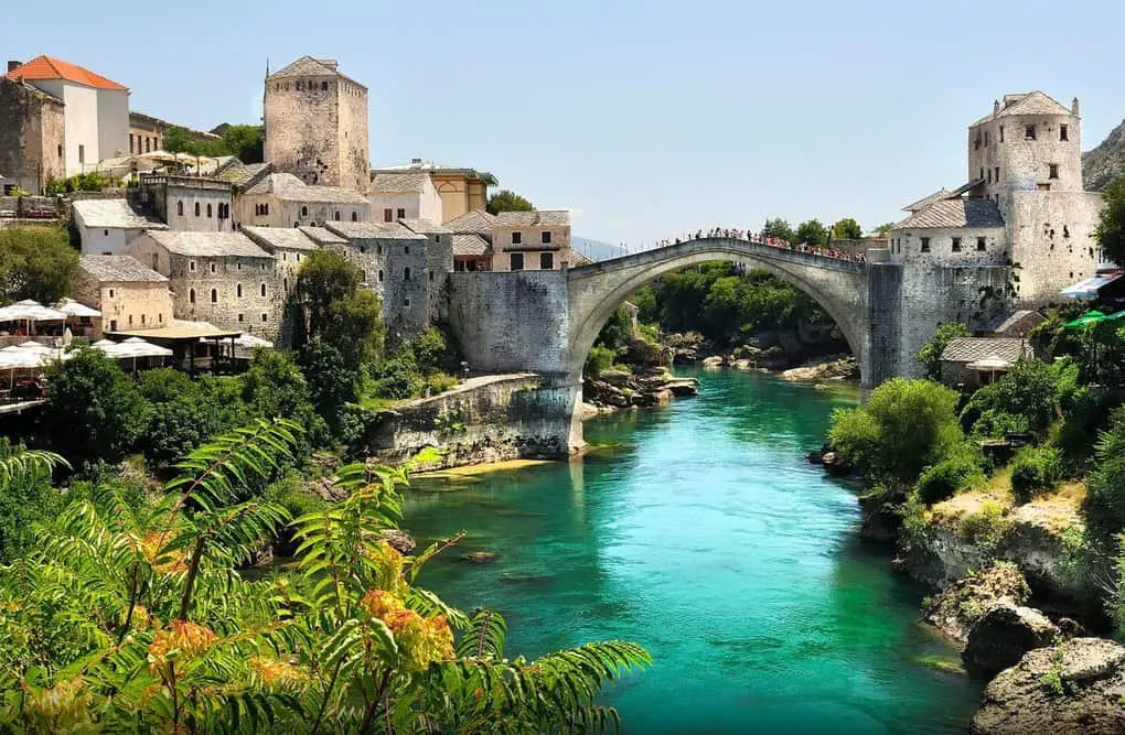 The most beautiful and unusual bridges in the world