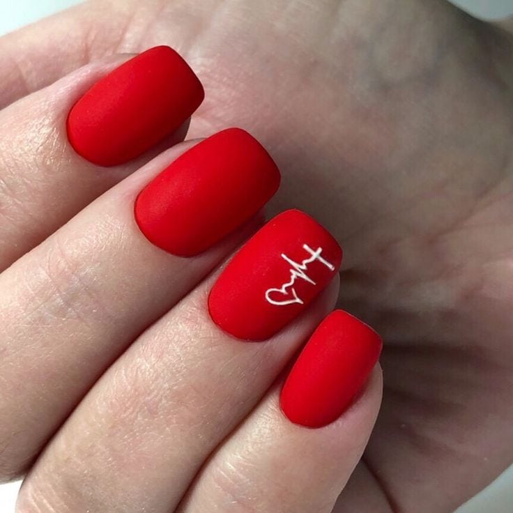 The most beautiful red manicure design: 10 fashion trends of 2019