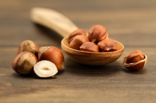 They will slim down, rejuvenate, calm down. A healthy snack &#8211; hazelnuts