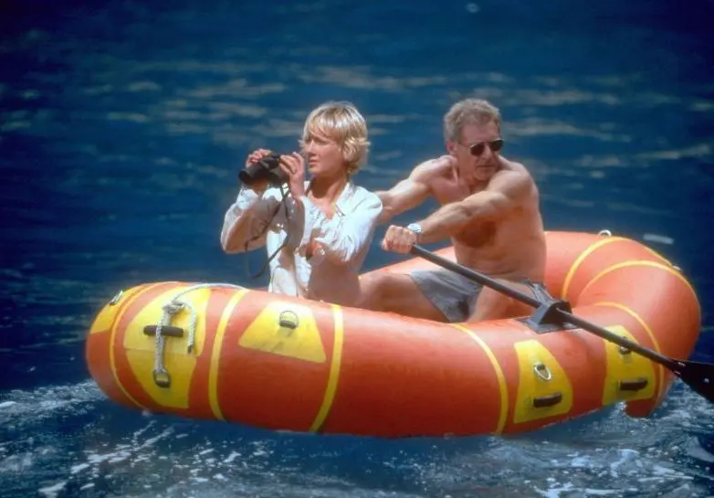 Top 10 best films about adventures on the islands in the ocean