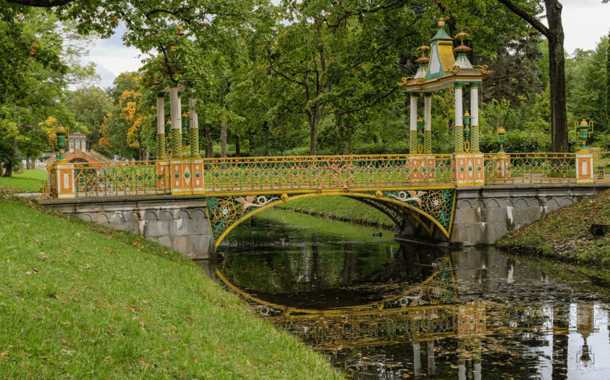 Top 10 best parks in St. Petersburg, which are definitely worth a stroll