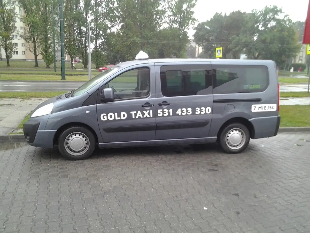 Top 10 cheapest taxi services in Minsk