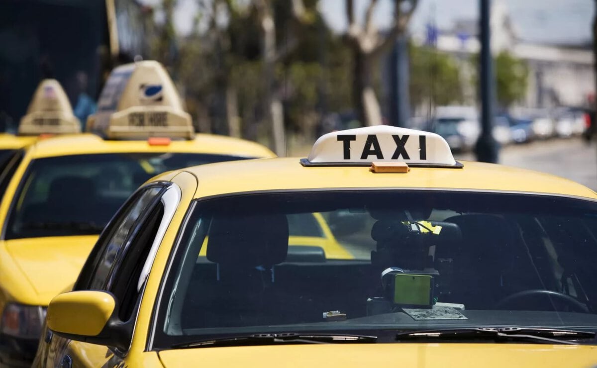 Top 10 cheapest taxi services in Minsk