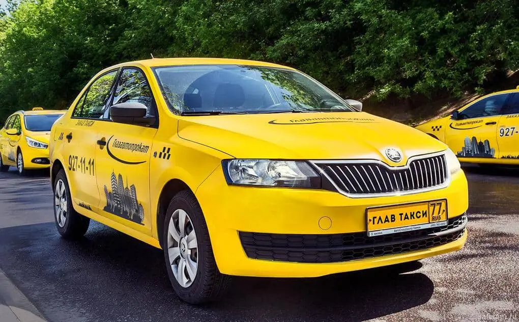 Top 10 cheapest taxis in St. Petersburg