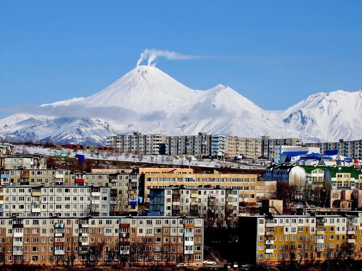 Top 10 cities in Russia with the highest salaries