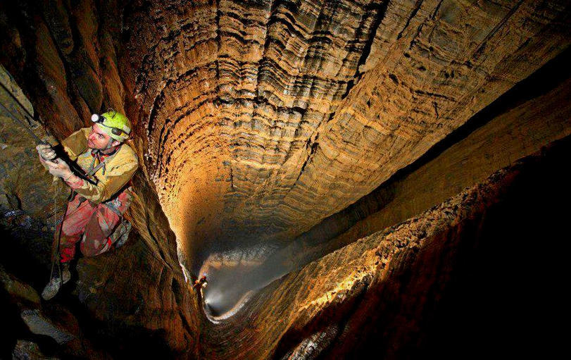 Top 10 Deepest Places on Earth
