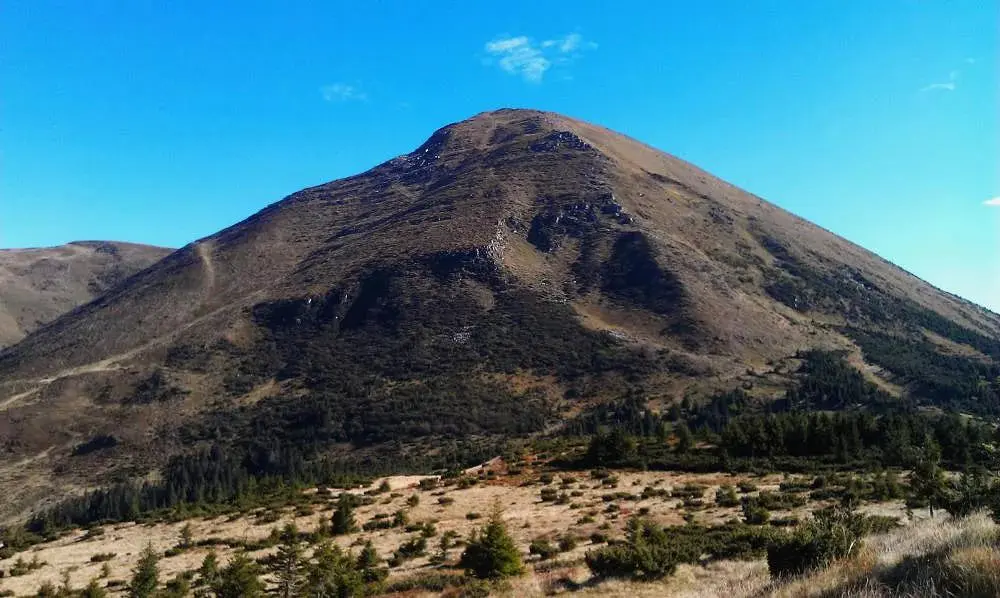 Top 10 highest mountains in Crimea