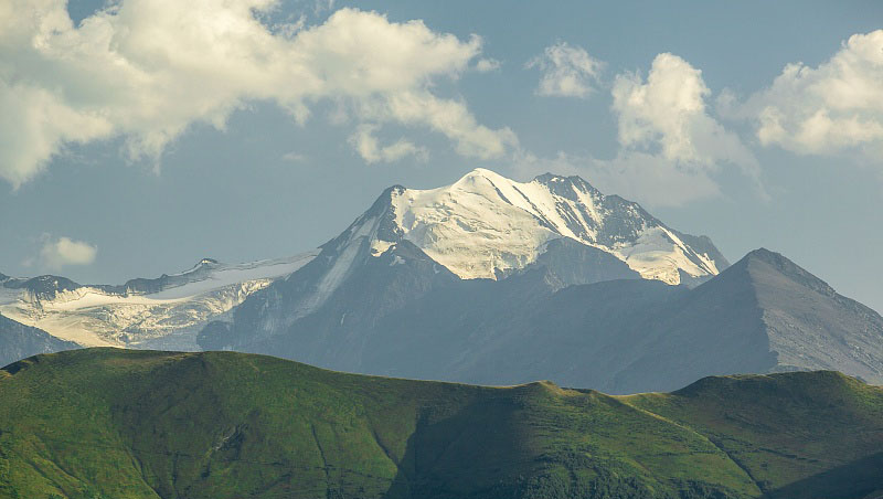 Top 10 highest mountains in Dagestan