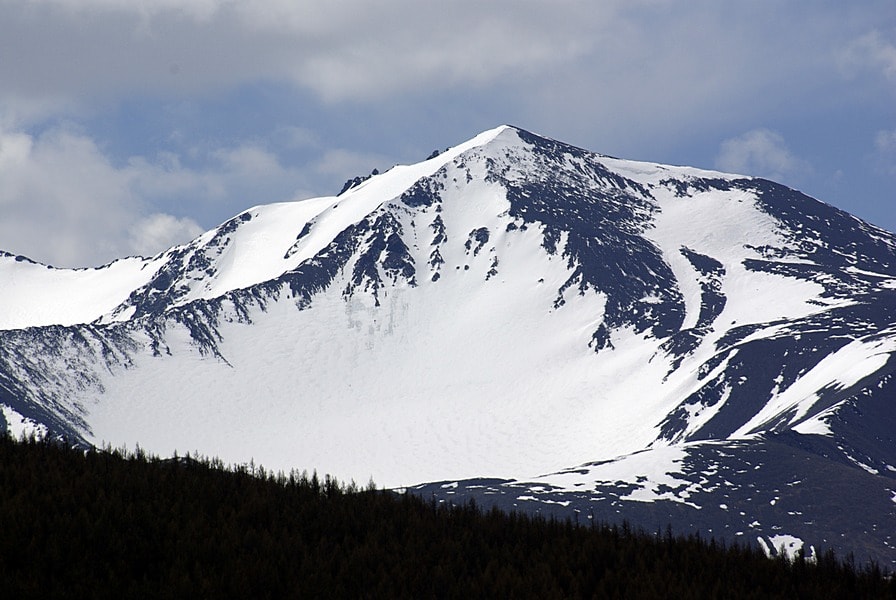 Top 10 highest mountains in Siberia