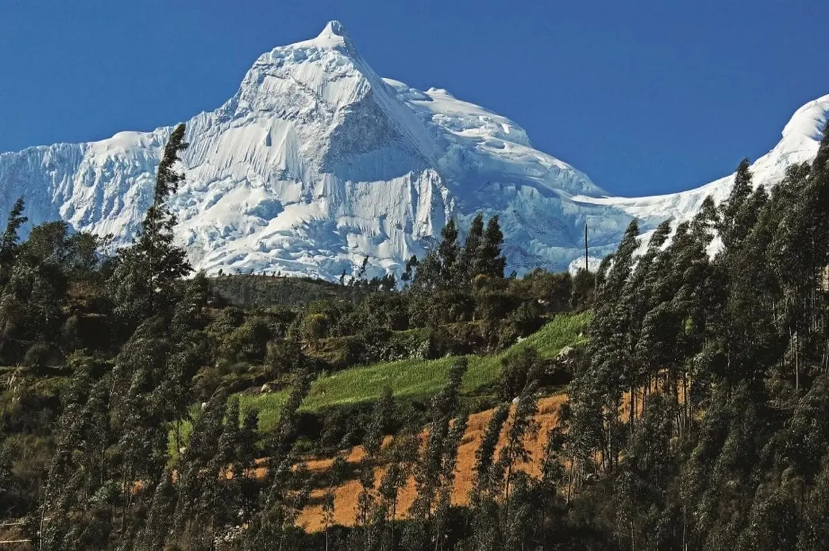 Top 10 highest mountains in South America