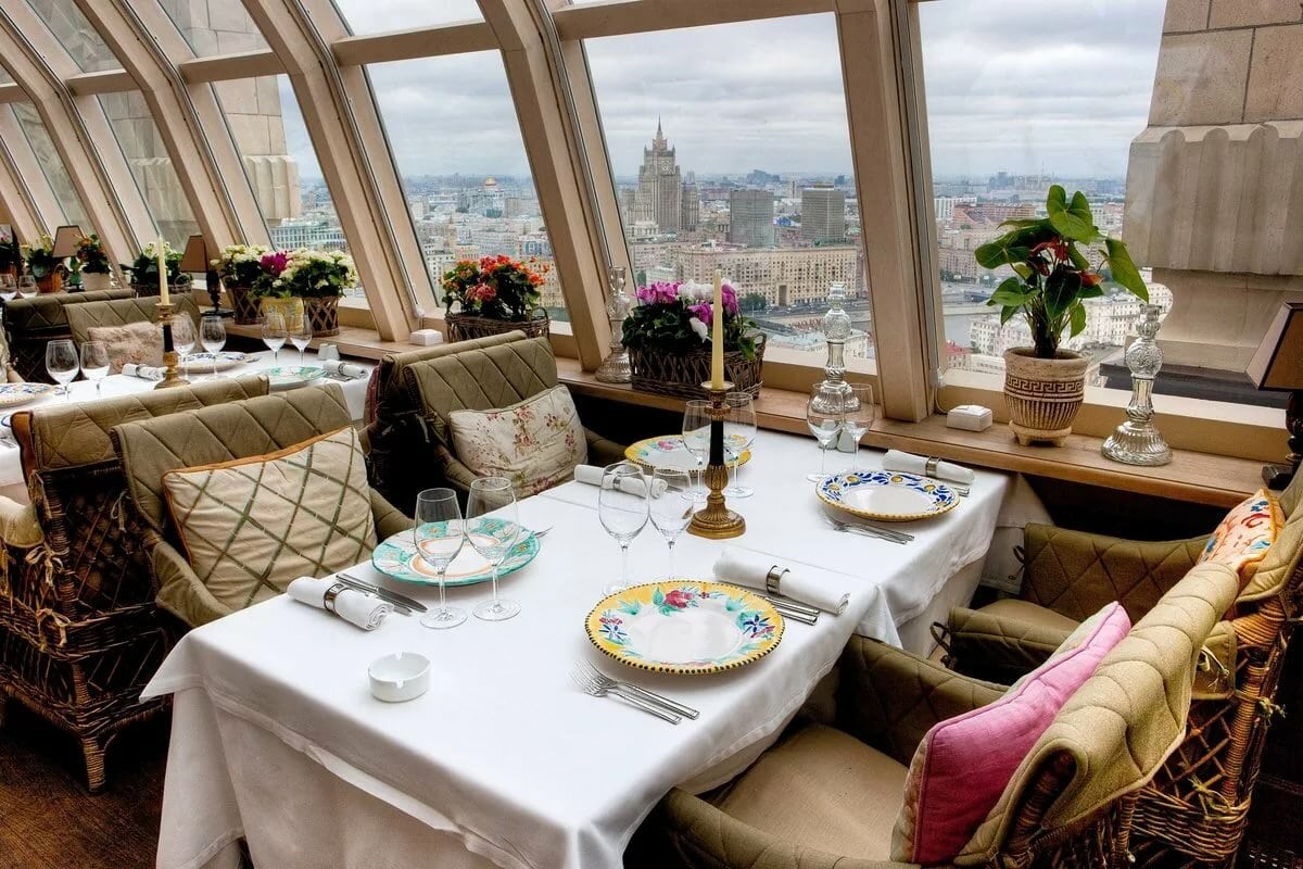 Top 10 highest restaurants in Moscow